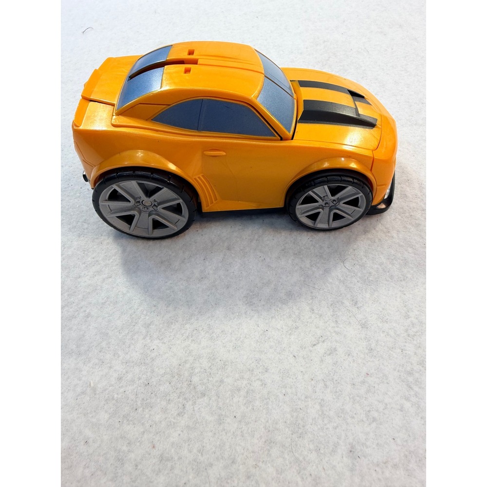 Hasbro 2008 Transformers Bumblebee Chevy Camaro pull back Pop Up Robot Toy car